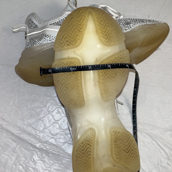 Steve Madden Maxima Rhinestone embellished sneaker 7.5 - Picture 9 of 13